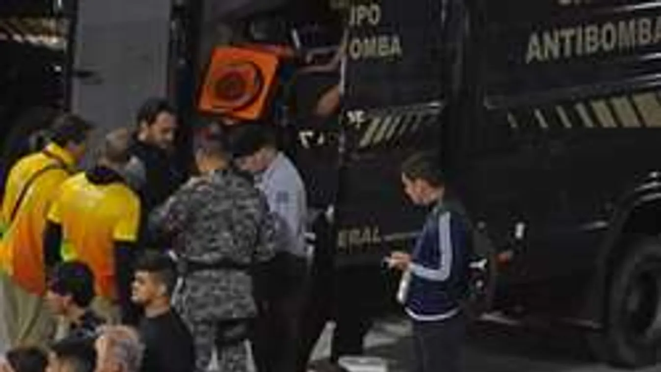 Robbantottak a riói kosárlabda-csarnokban!