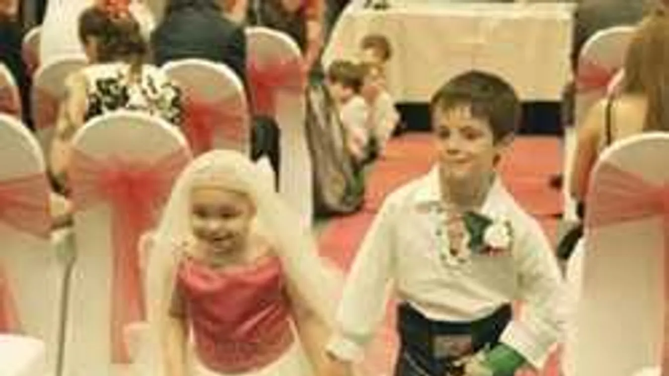 Fájdalmas tündérmese: ezért ment férjhez az 5 éves kislány