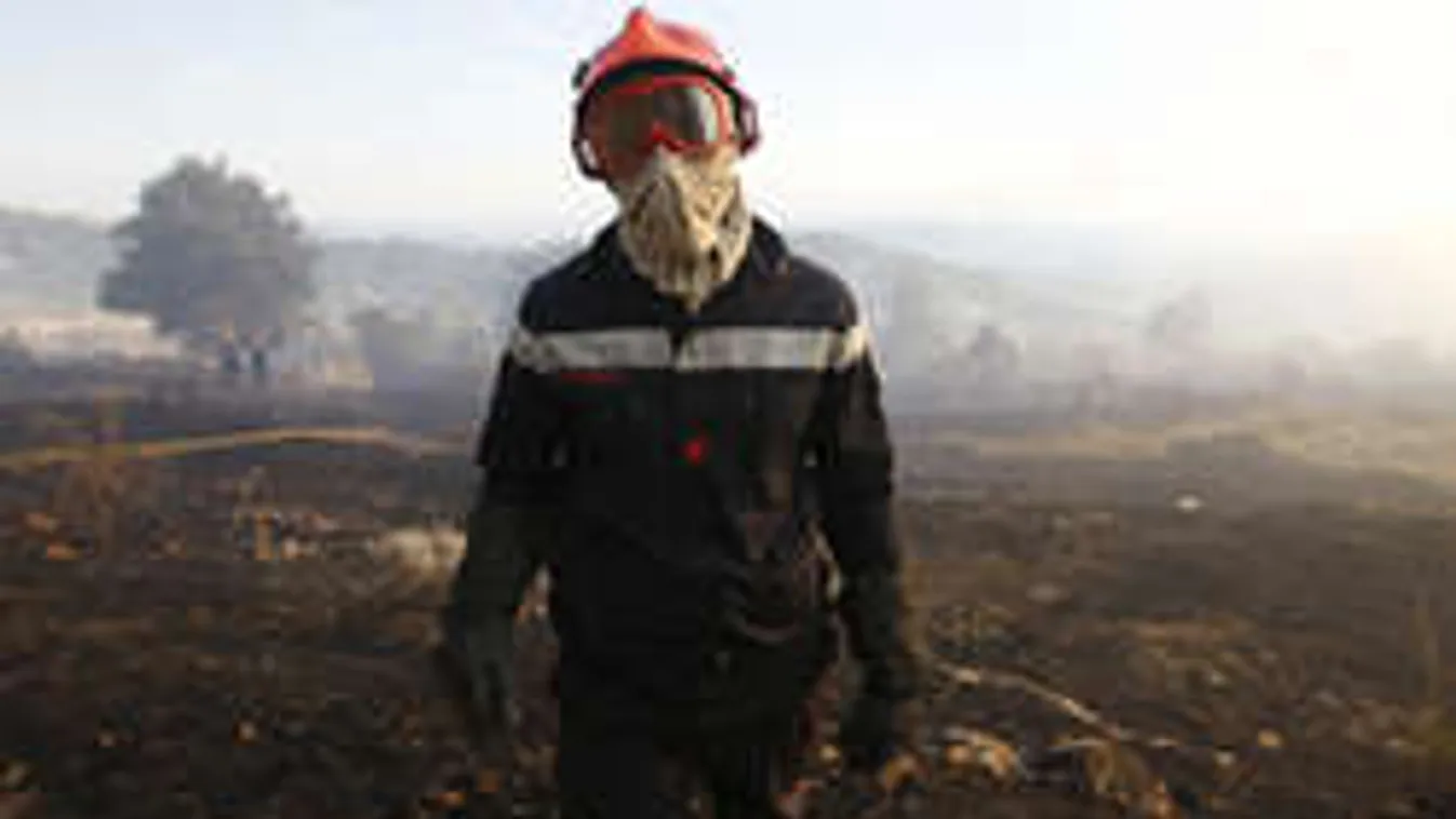 Óriási tűz Szeged mellett