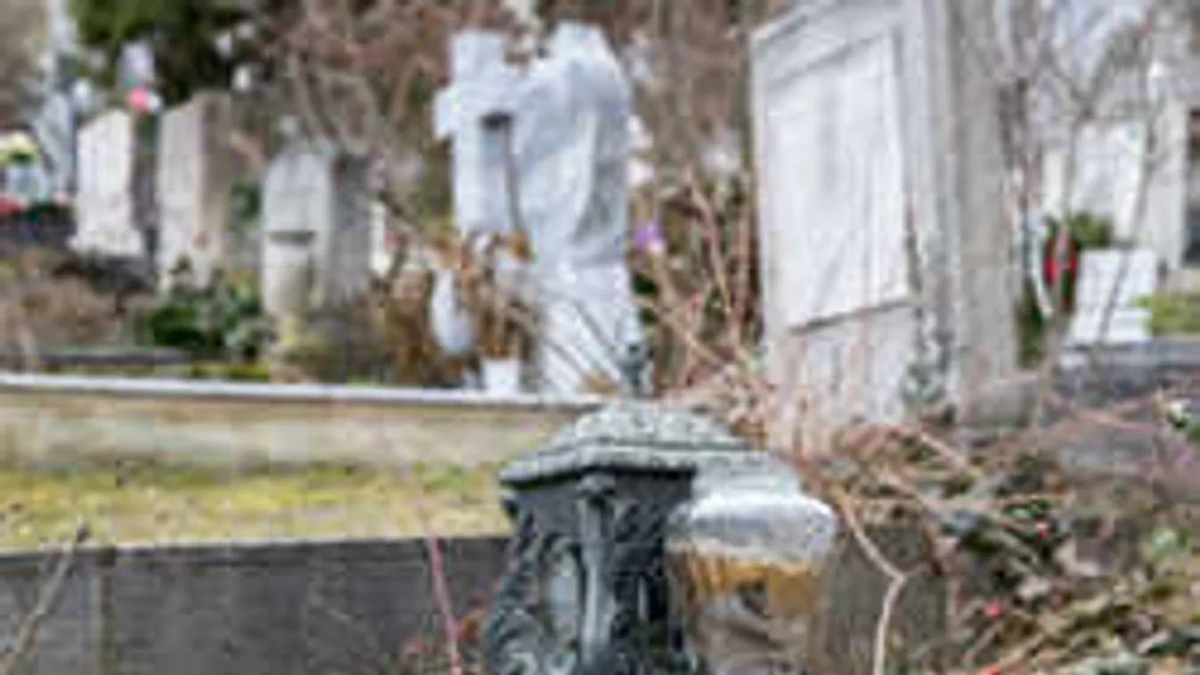 Aljas módszerrel lopnak a temetőkben, ezt művelik a tolvajok