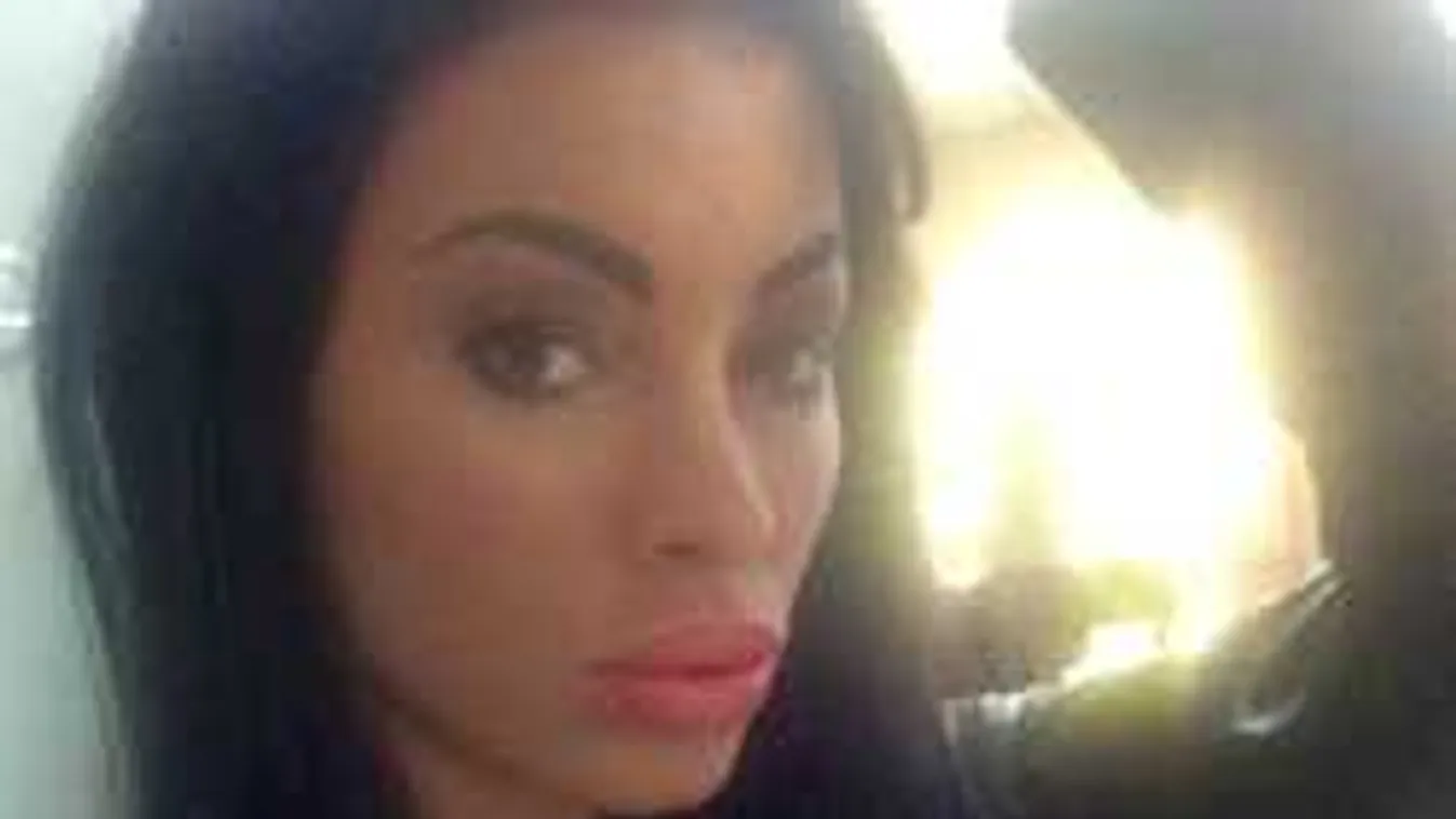 Végre megmutatta óriási melleit Voksán Virág, elalélsz a látványtól