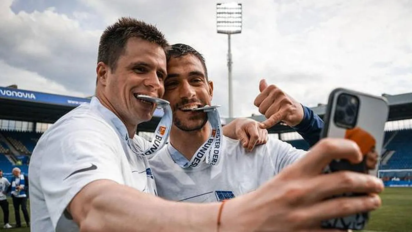 Rubint Rella szerelmét igazi csodával fotózták le