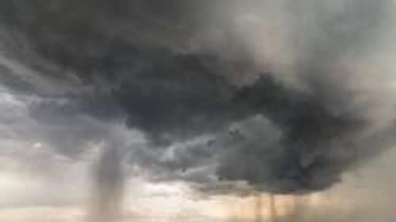 Brutális felhőforma Budapest felett!