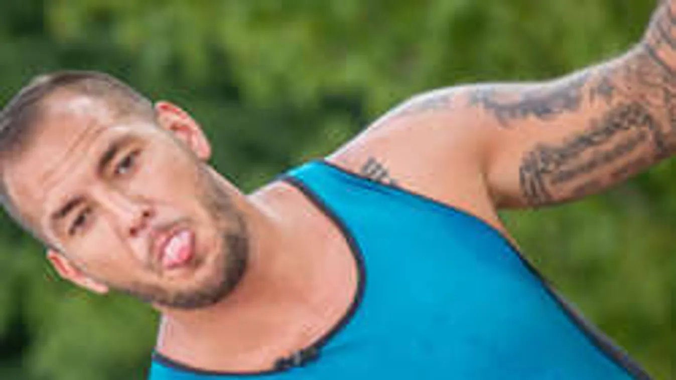 Bedrogozva okozott balesetet Curtis?