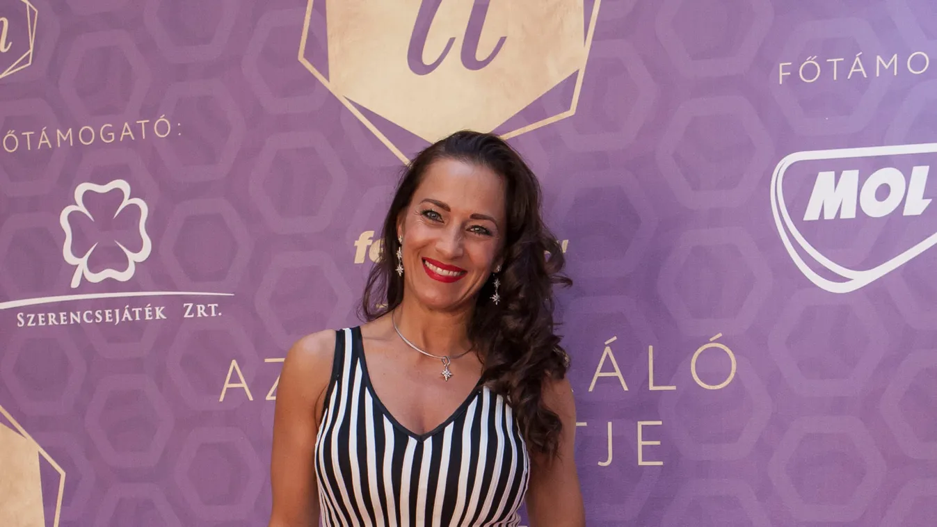 „Csenge nagyon erős személyiség„ – Fésűs Nelly nem félti a lányát