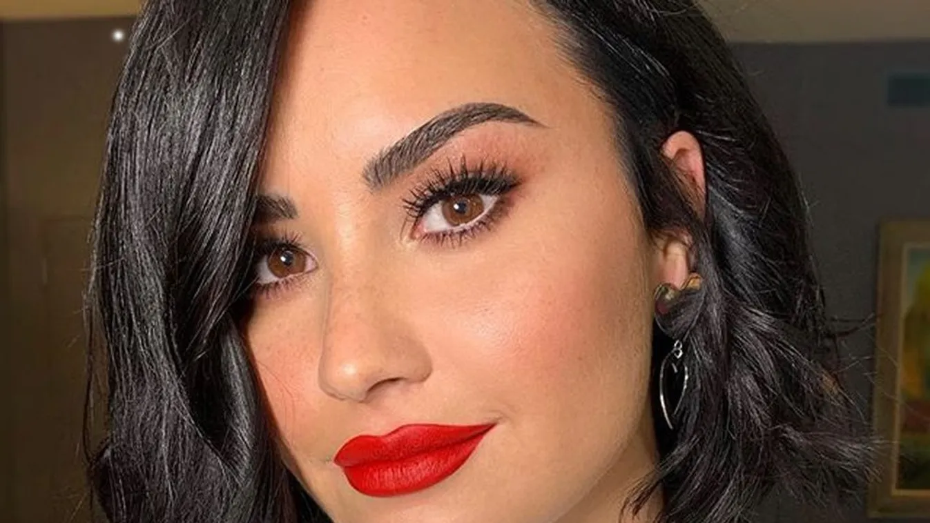 Celebrity Social Media Photos