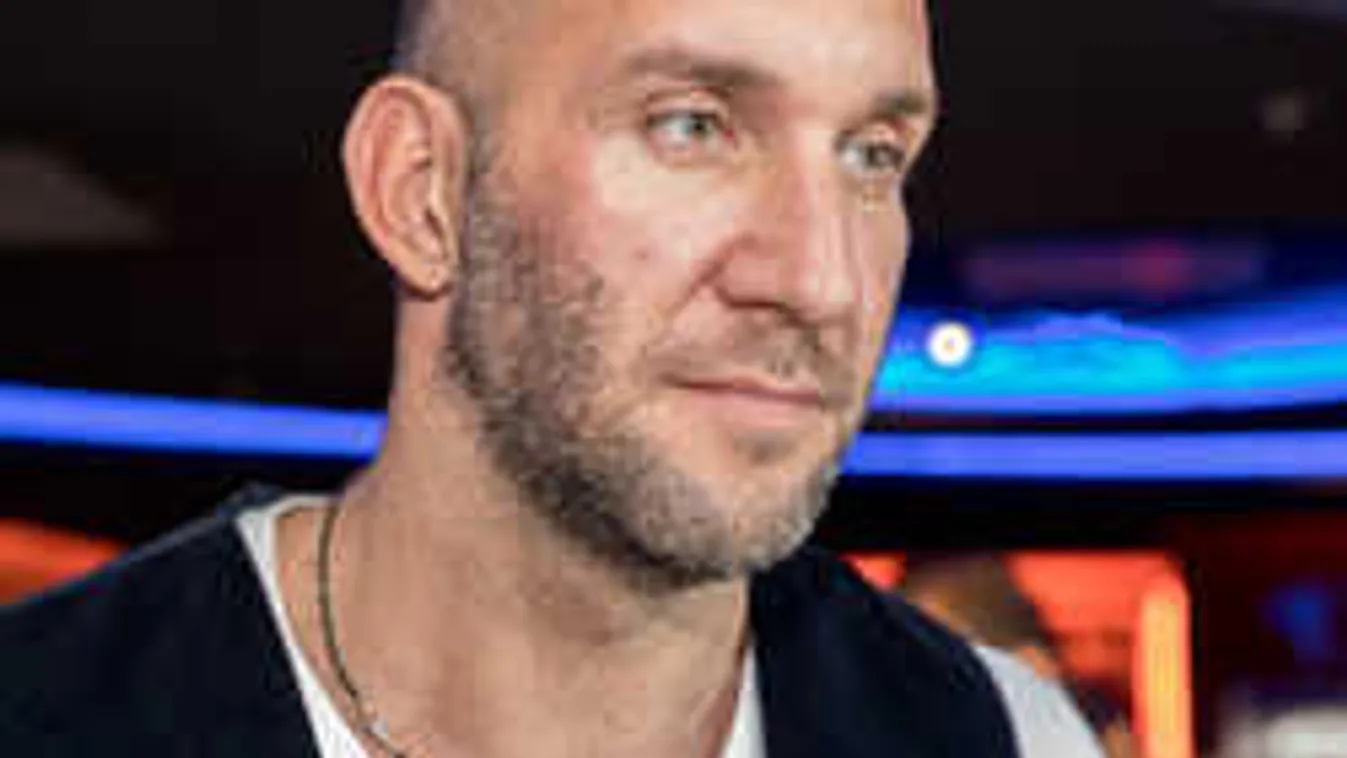 Nem hiszed el, hol töltötte a Szentestét Berki Krisztián