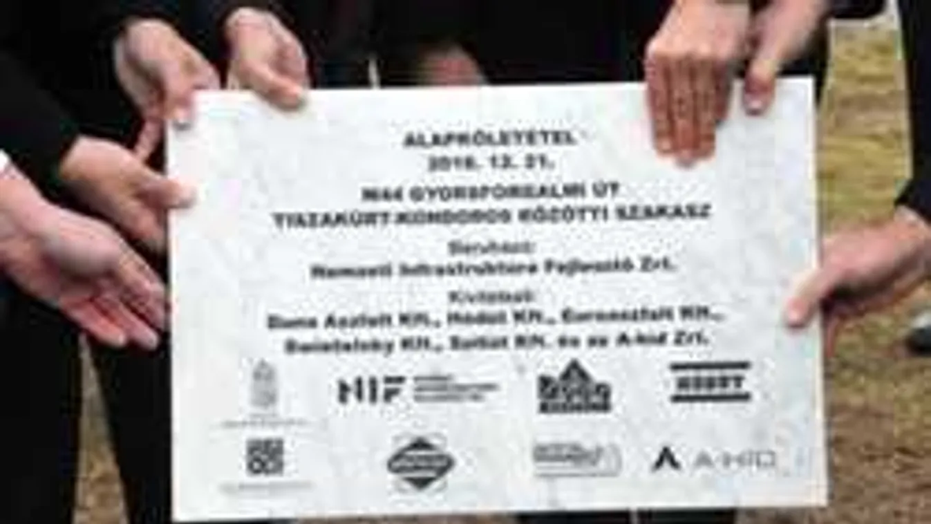 Letették az M44-es 62 kilométeres szakaszának alapkövét