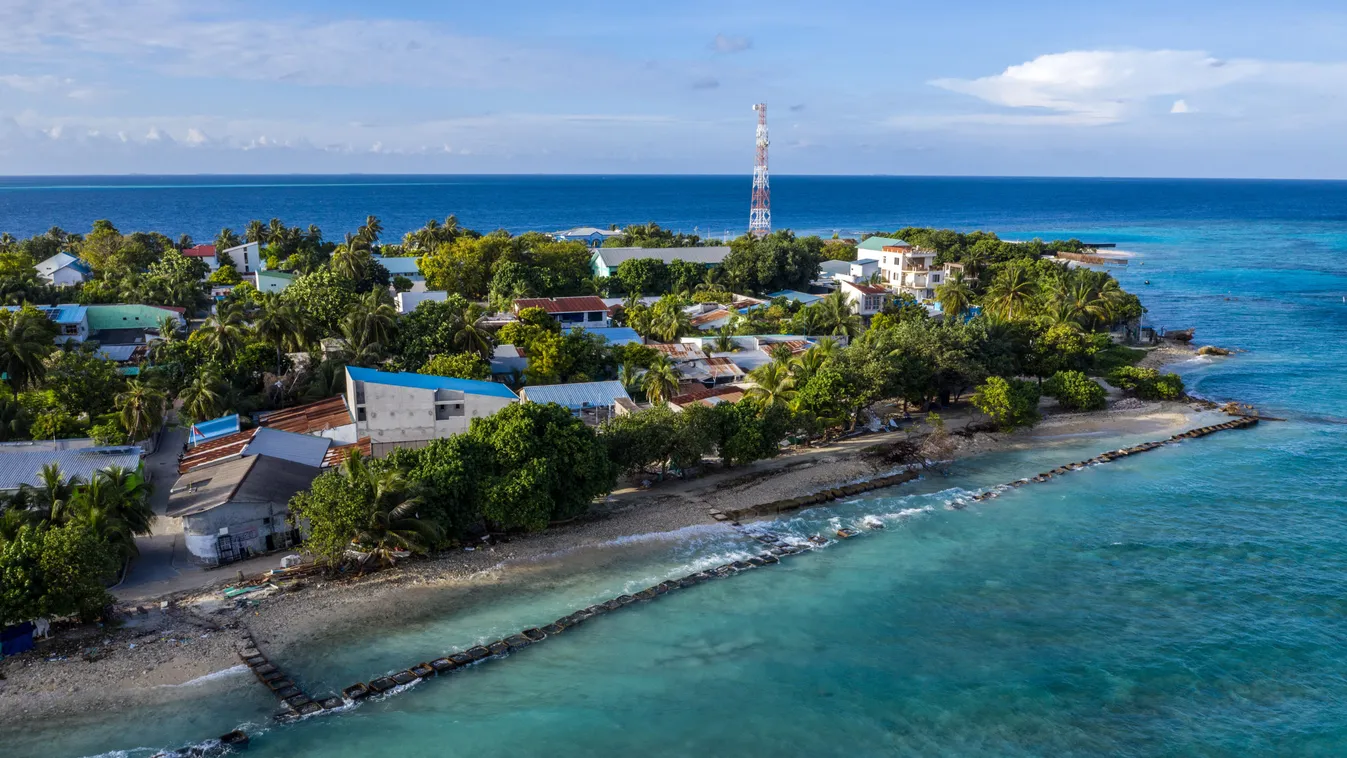 The Maldives - On The Front Line Of Climate Change
