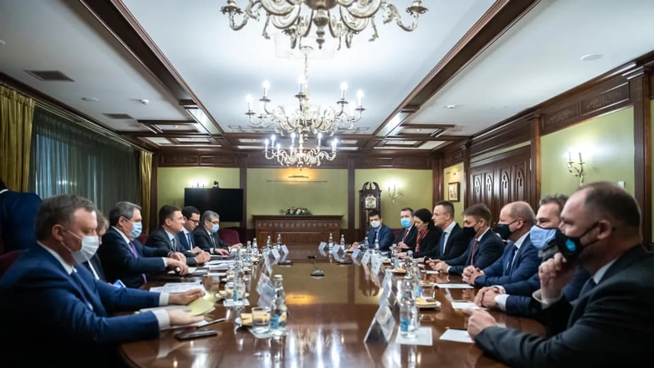 Kiderült: erre lesz elég a beszerzett orosz vakcina!