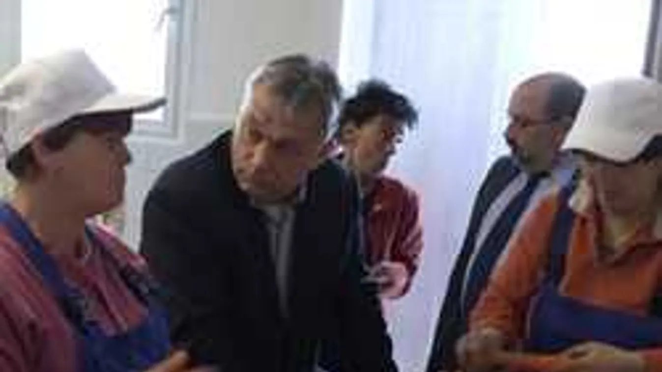 Orbán Viktor: "Beszéljenek minden ismerősükkel!"