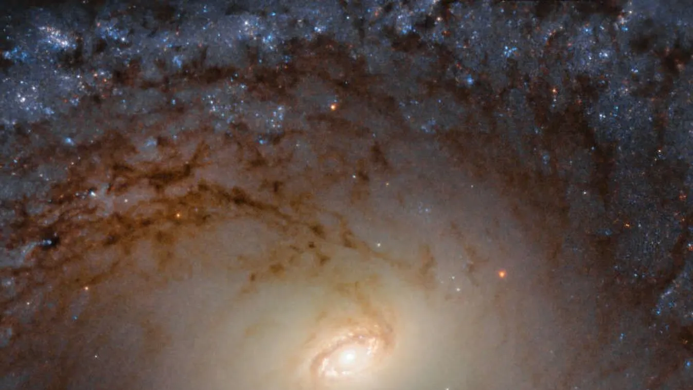 Lélegzetelállító fotó készült az űrben, egy közeli galaxist kaptak lencsevégre