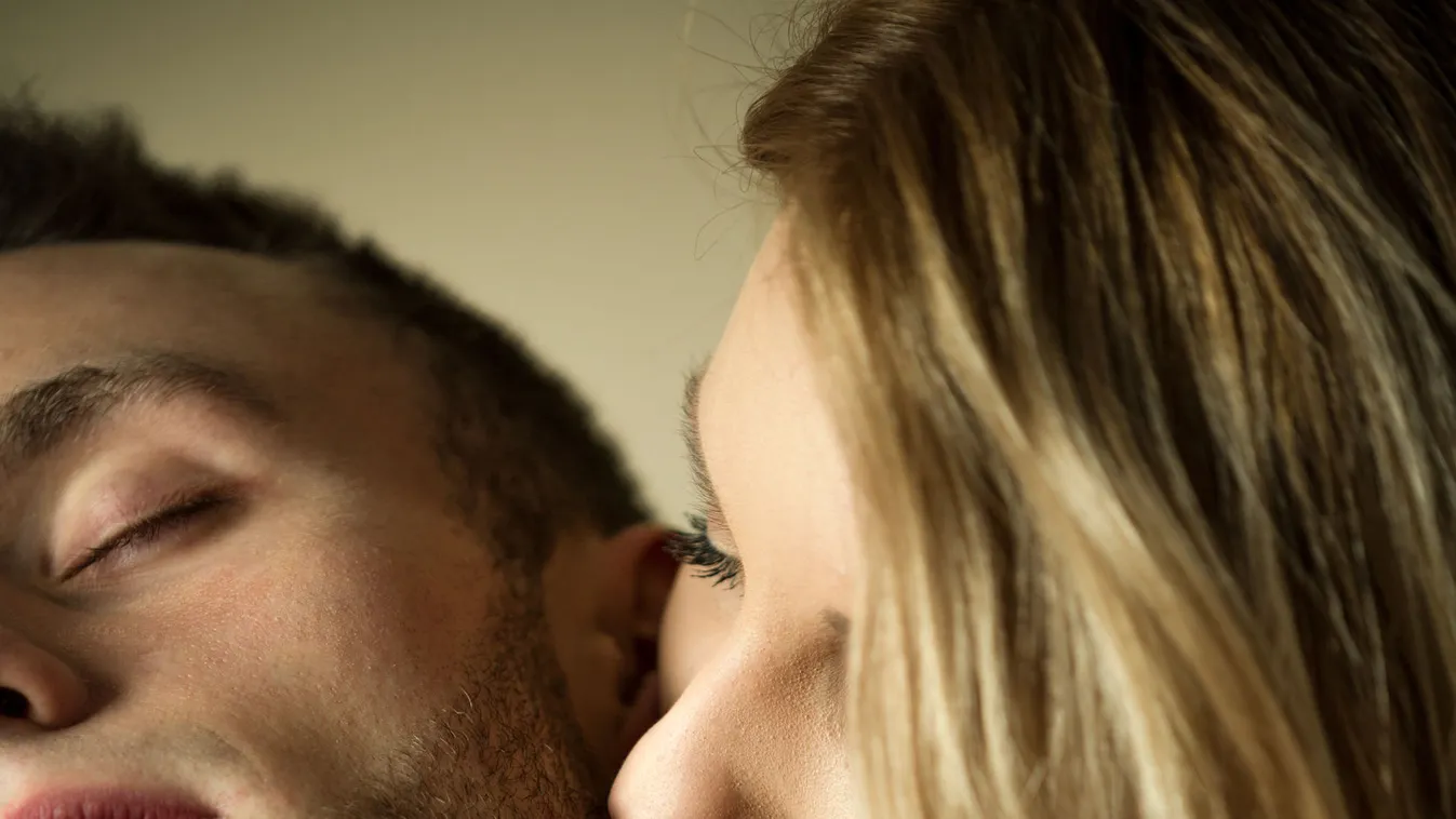 Nem csak a férfiak gondolnak állandóan arra: 5 bődületes tévhit a szexről