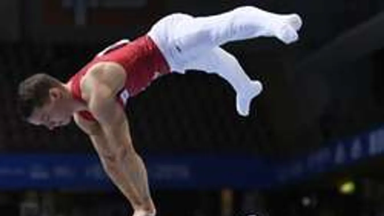 Döbbent képviselők... lólengéssel jutott a parlamentbe