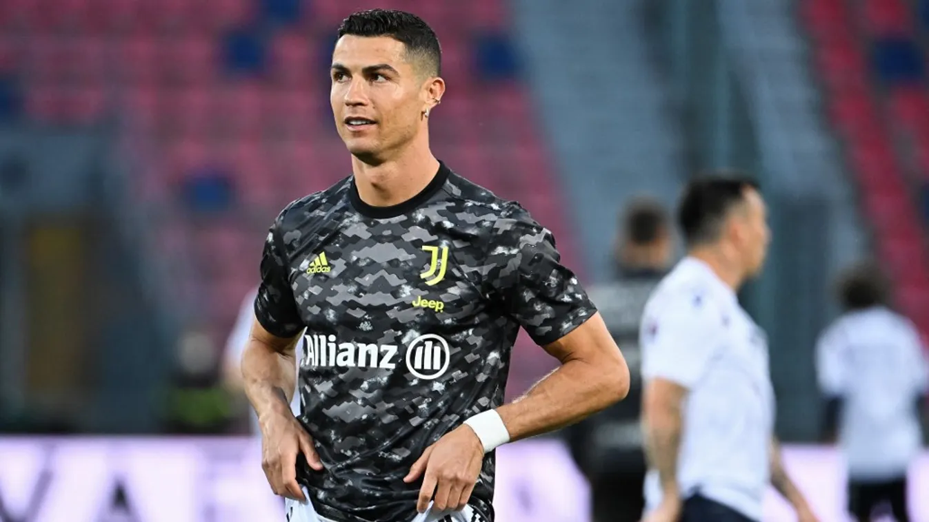 Cristiano Ronaldo leléphet a Juventustól