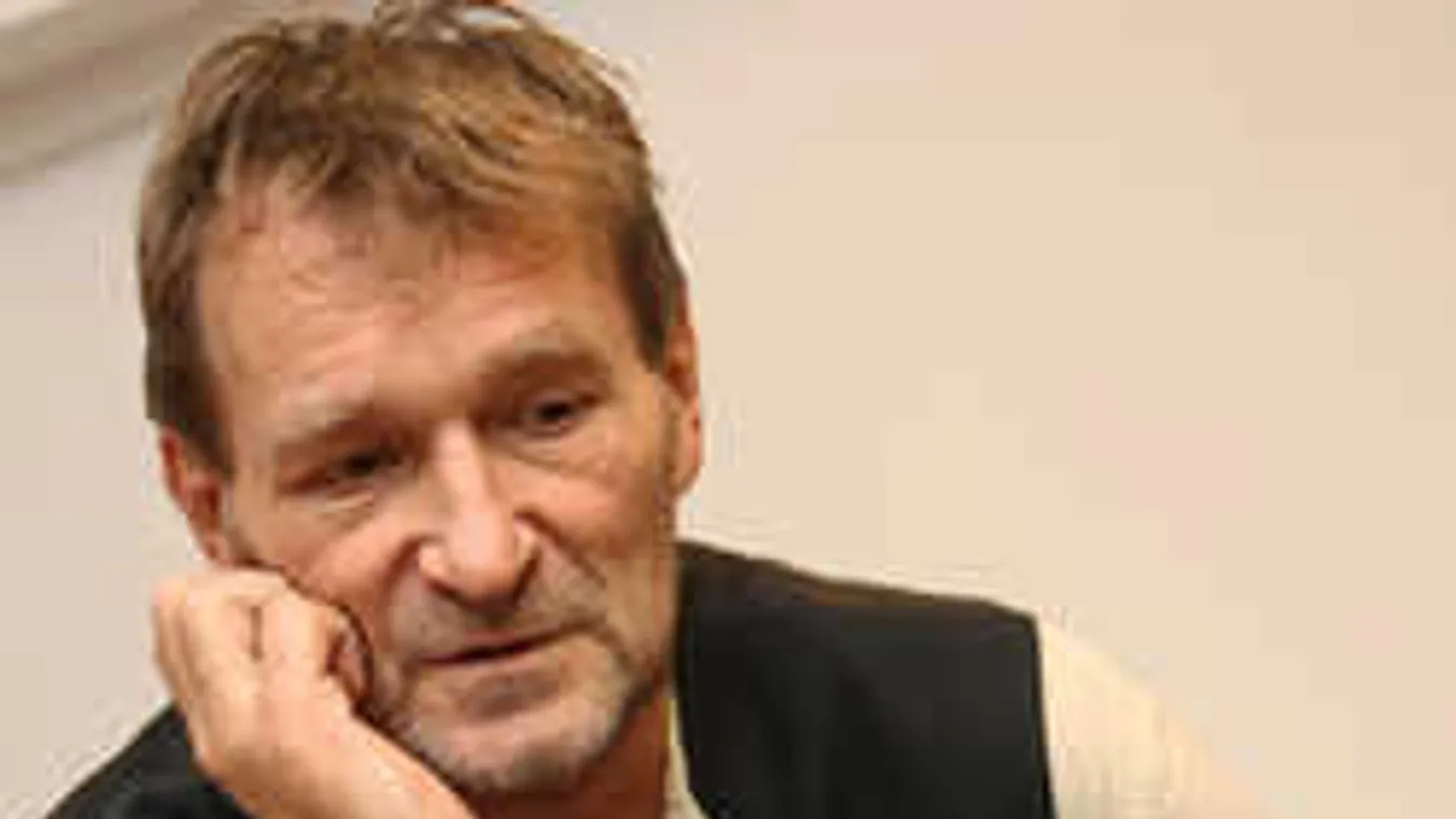 Mindenki Cserhalmi Györgyért szorít