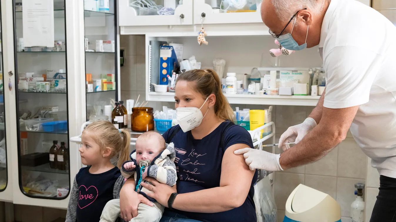 Itt vannak a friss adatok: már 5 millió 227 ezer a beoltottak száma