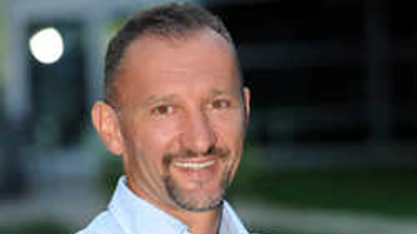 Titokban házasodott Koko, újabb részletek derültek ki a sztár esküvőjéről