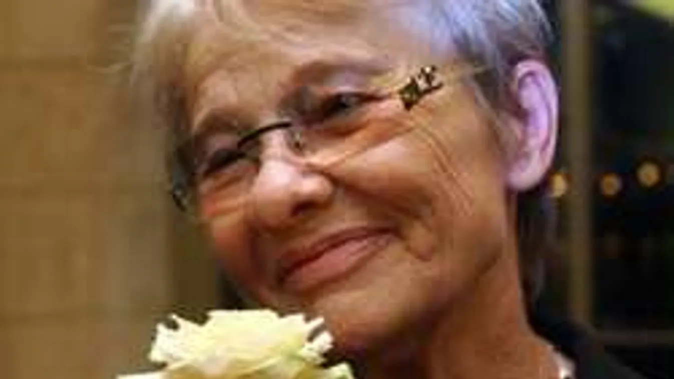 Töröcsik Marinak elege lett a zaklatásból!