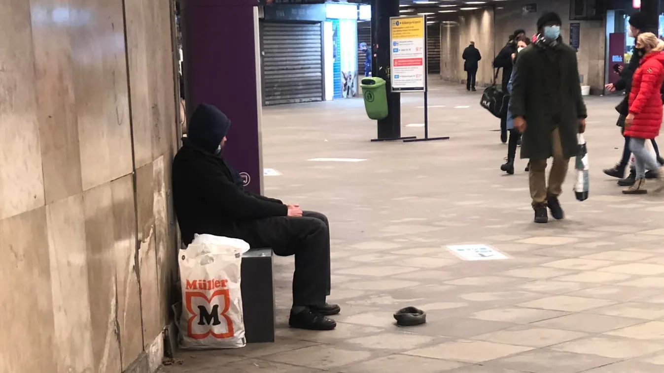 Eltűntek a BKK-automaták – helyükön már hajléktalanok trónolnak