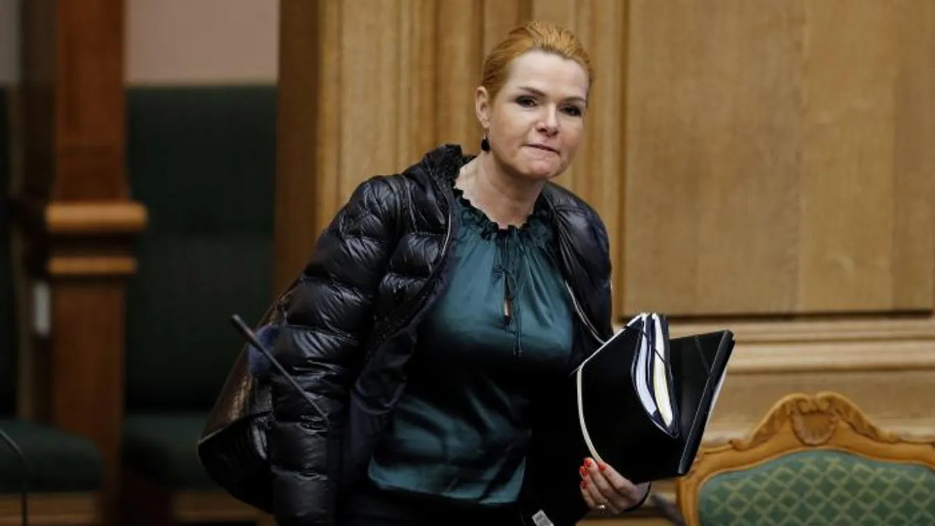 Bíróság elé citálnák a korábbi dán migrációs minisztert, mert betartatta az országa törvényeit