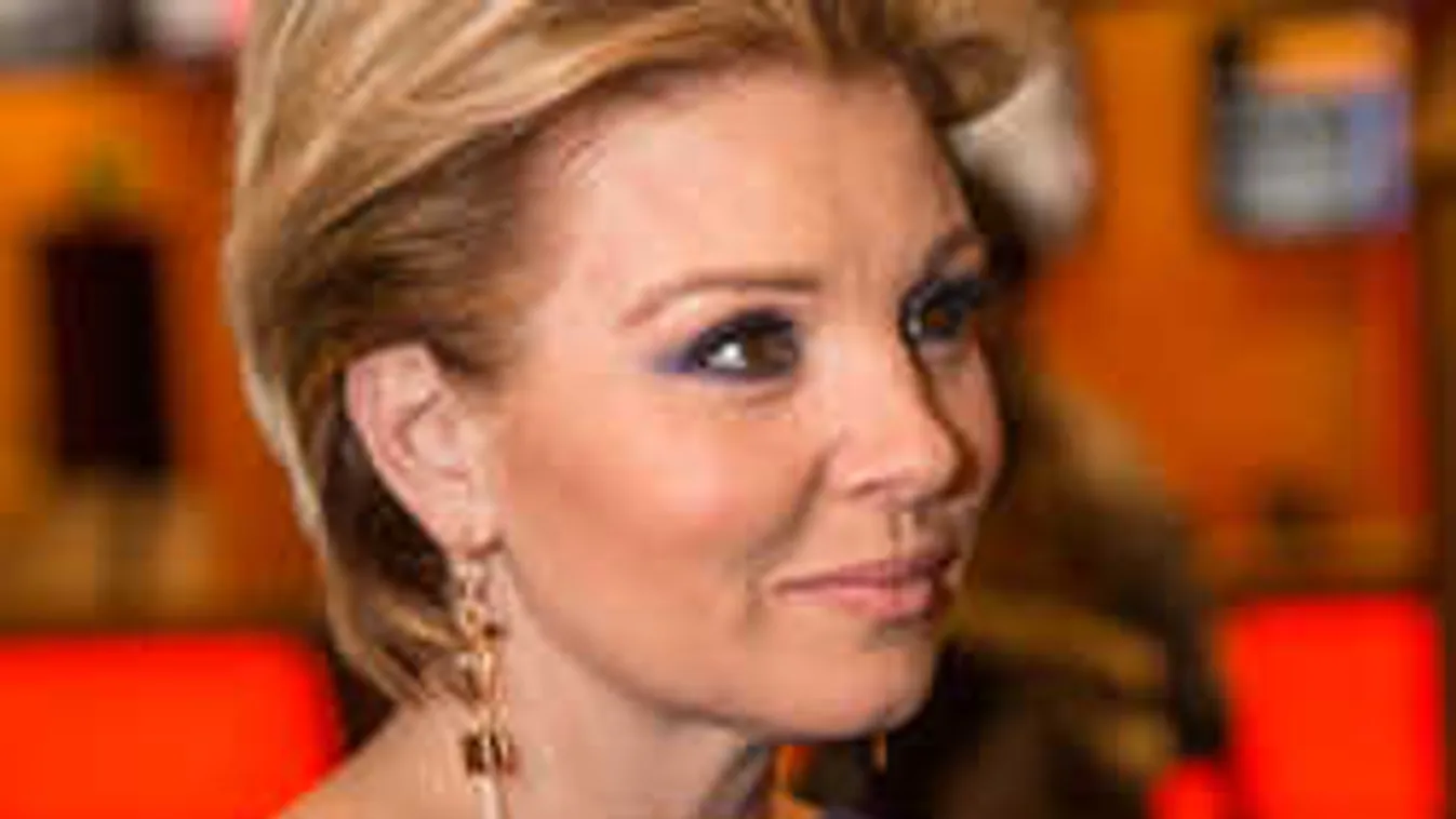 Liptai Claudia pihenő üzemmódba kapcsolt, ilyen jó dolga van!