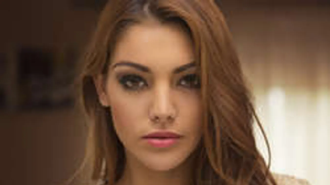 Panelszobára cserélte a luxust a TV2 gyászoló sztárja