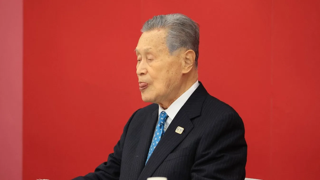 Mori Josiro lemondott a szexista megjegyzése után