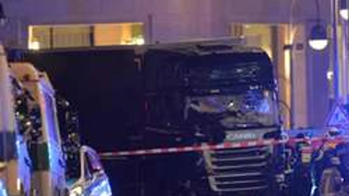 Összehangolt terrorakció vagy spontán gyilkosságok: retteg Európa