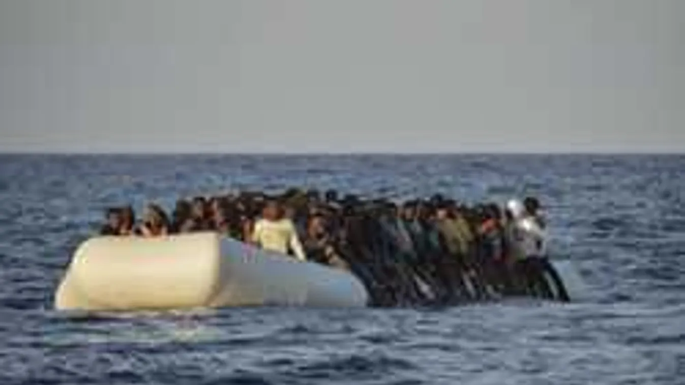 Élve eltemetik a beteg migránsokat