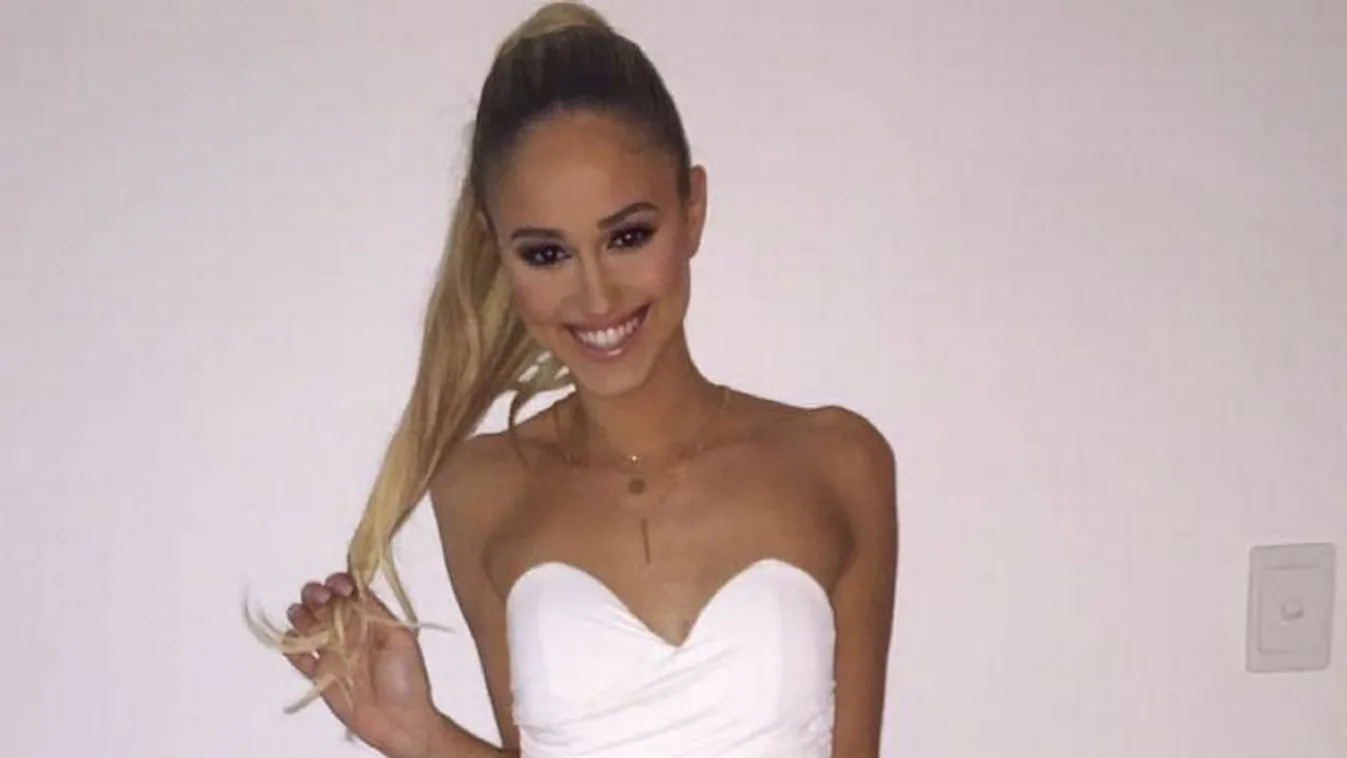 Szörnyű szövődmény a plasztika után, összenőttek a modell műmellei