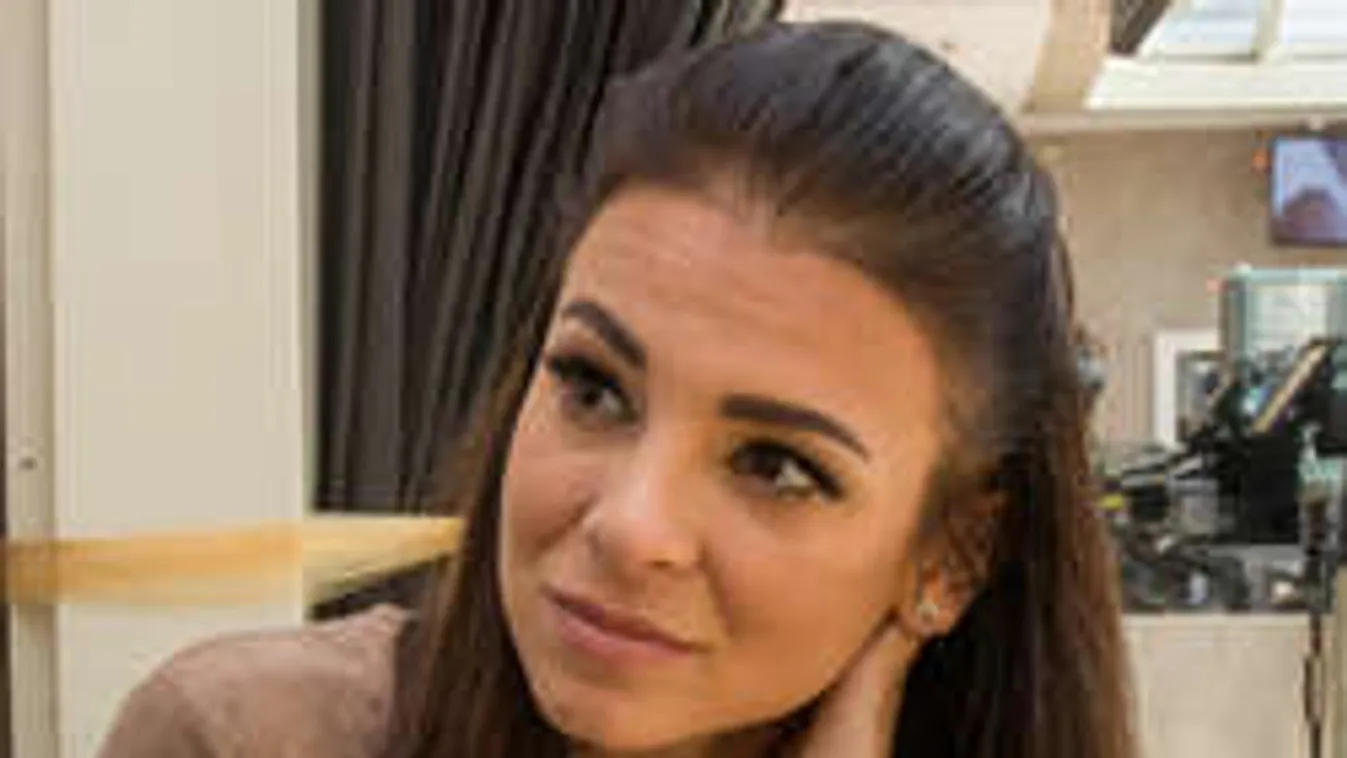 Hoppá: Jövőre esküvő vár Sarka Katára