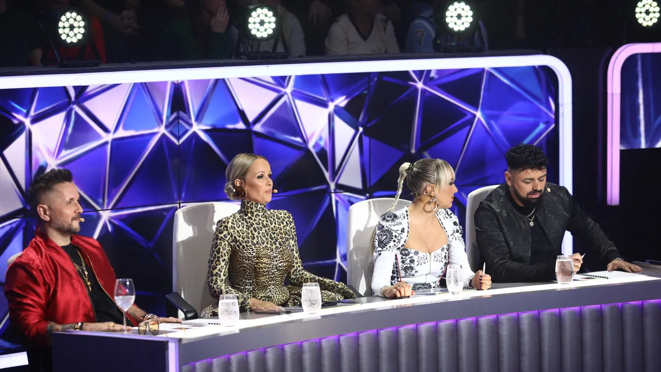 Megáll az ész Köllő Babett ruhájától, dögös vadmacskának öltözött