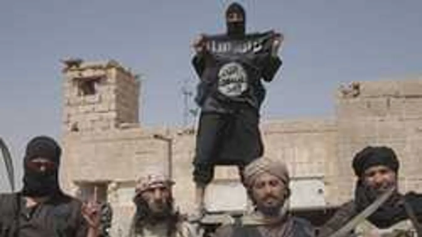 11 ezer hamis útlevél van az Iszlám Állam birtokában