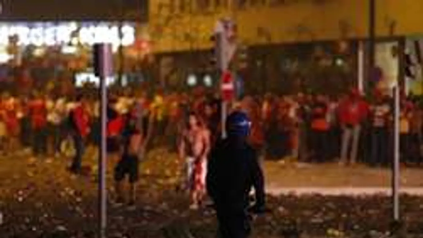 Összeverték a bajnoki címet ünneplő családot