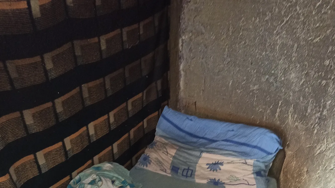 Szívszorító fotók, borzalmas körülmények között élt a magatehetetlen férfi