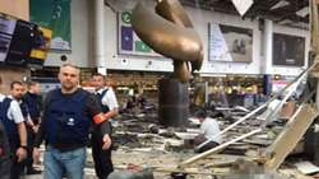 Robbantások Brüsszelben! Friss infók percről percre!