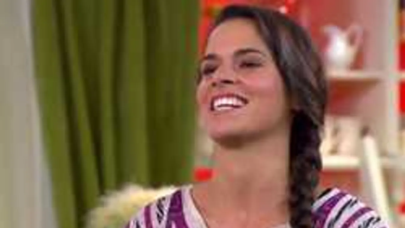 Gólyahír, itt az első fotó: megszületett a magyar sztár gyermeke