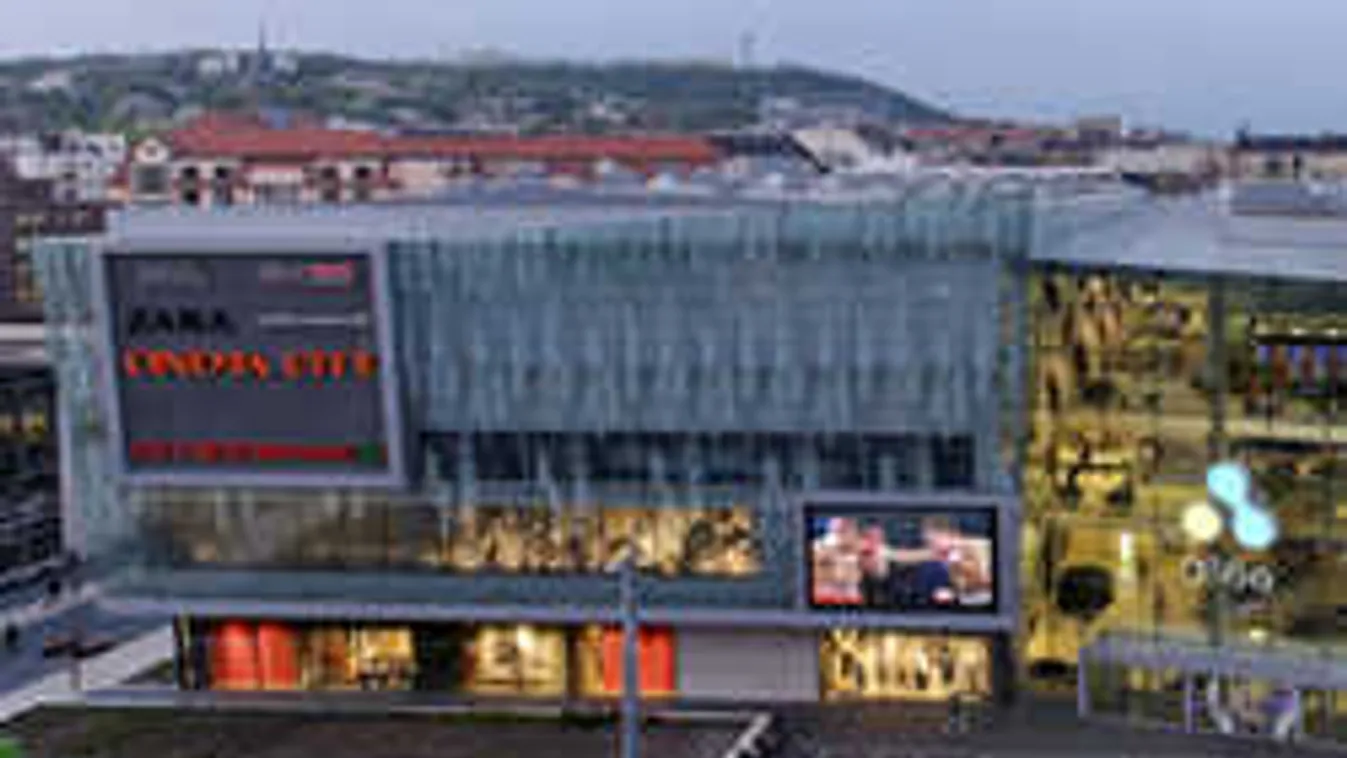 Levetette magát egy ember a budapesti bevásárlóközpont emeletéről