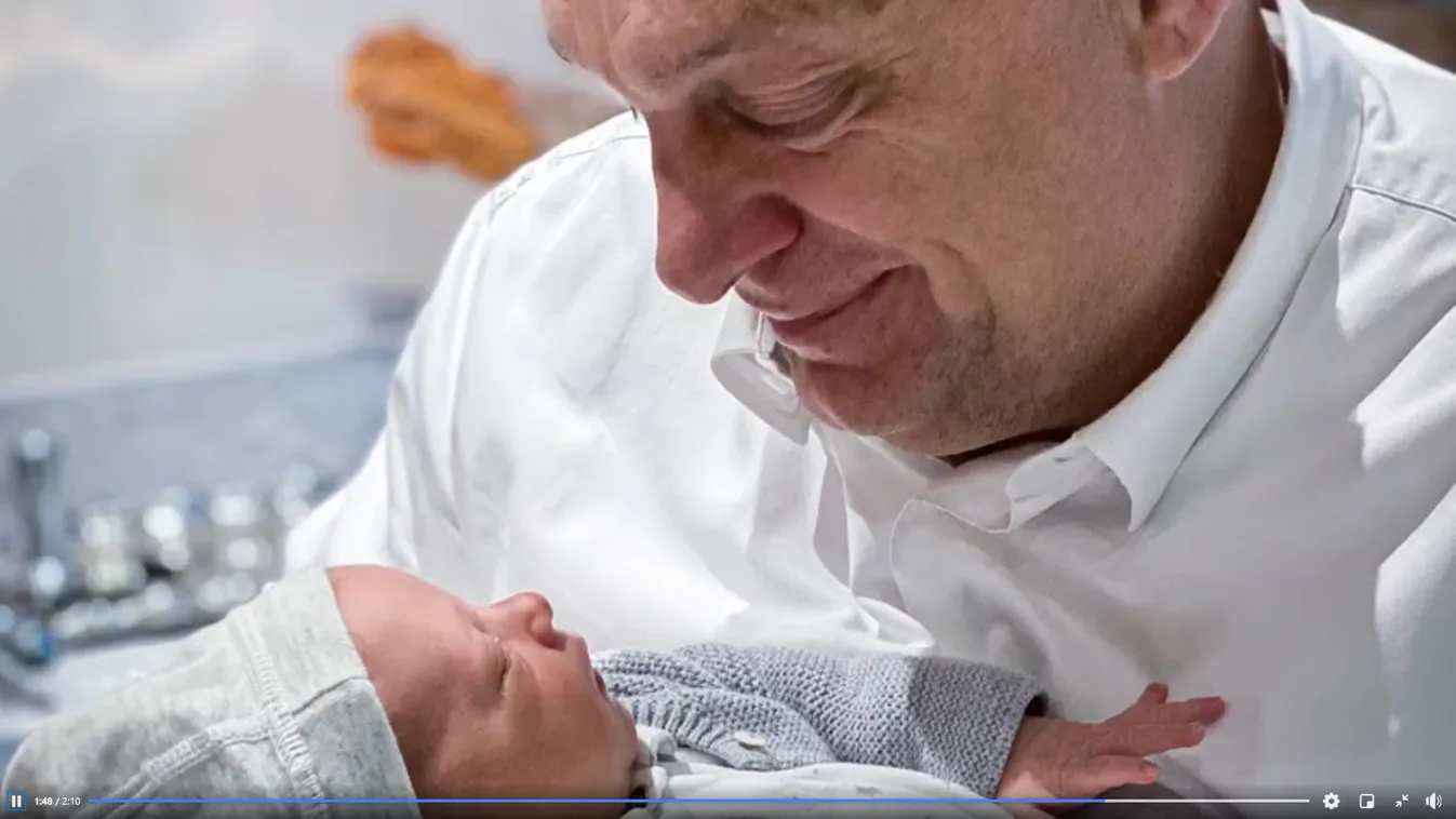 Nagyszülőnek lenni jó! – Orbán Viktor megmutatta unokáit