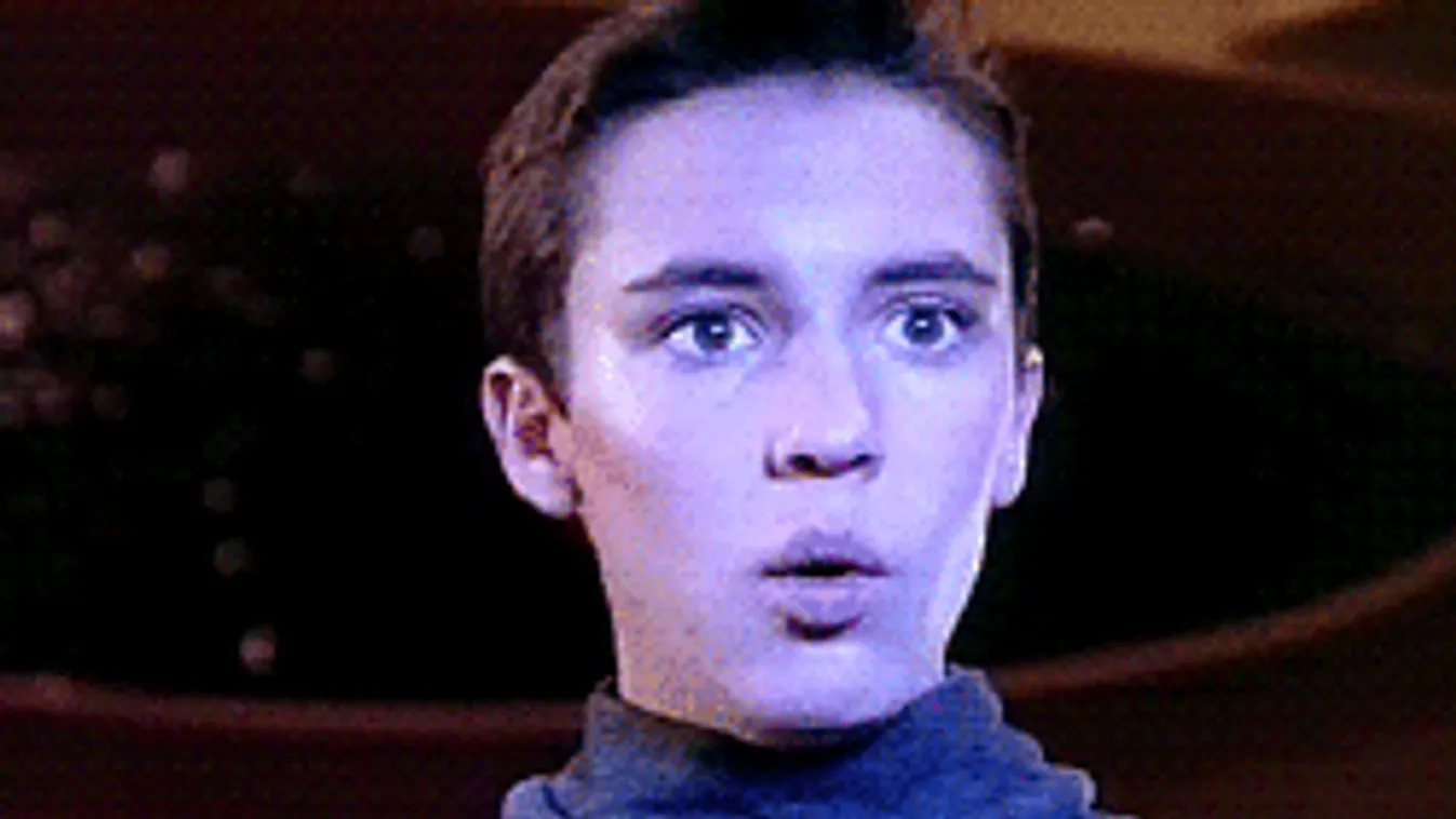 Ilyet még nem láttál: Szó szerint elolvadt  a napon hagyott Lexus