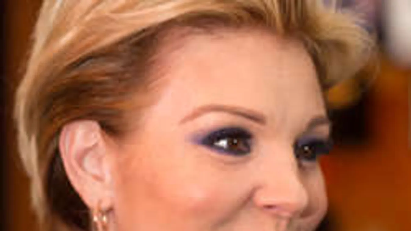 Lezárult egy korszak a várandós Liptai Claudia életében