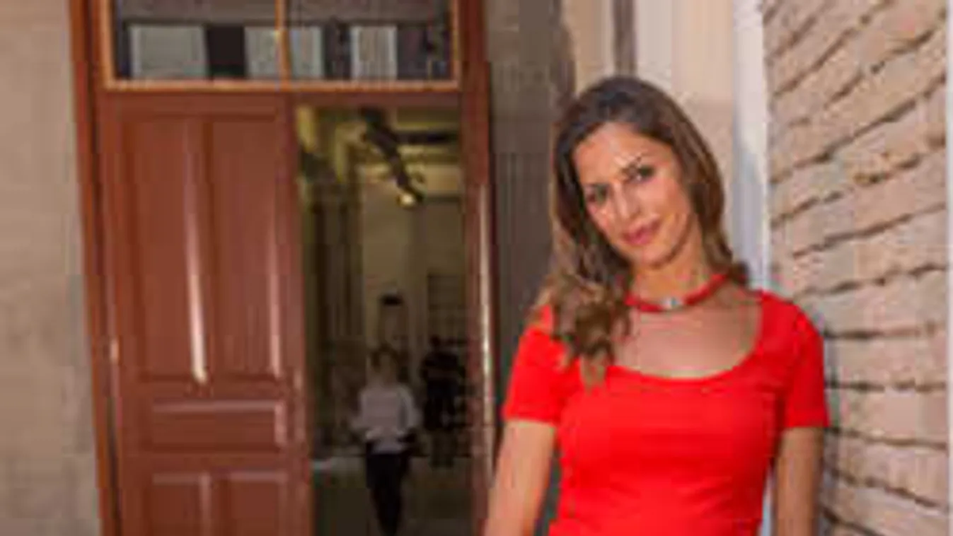 Eltűnik a képernyőről: sírva búcsúzott a TV2 népszerű műsorvezetője