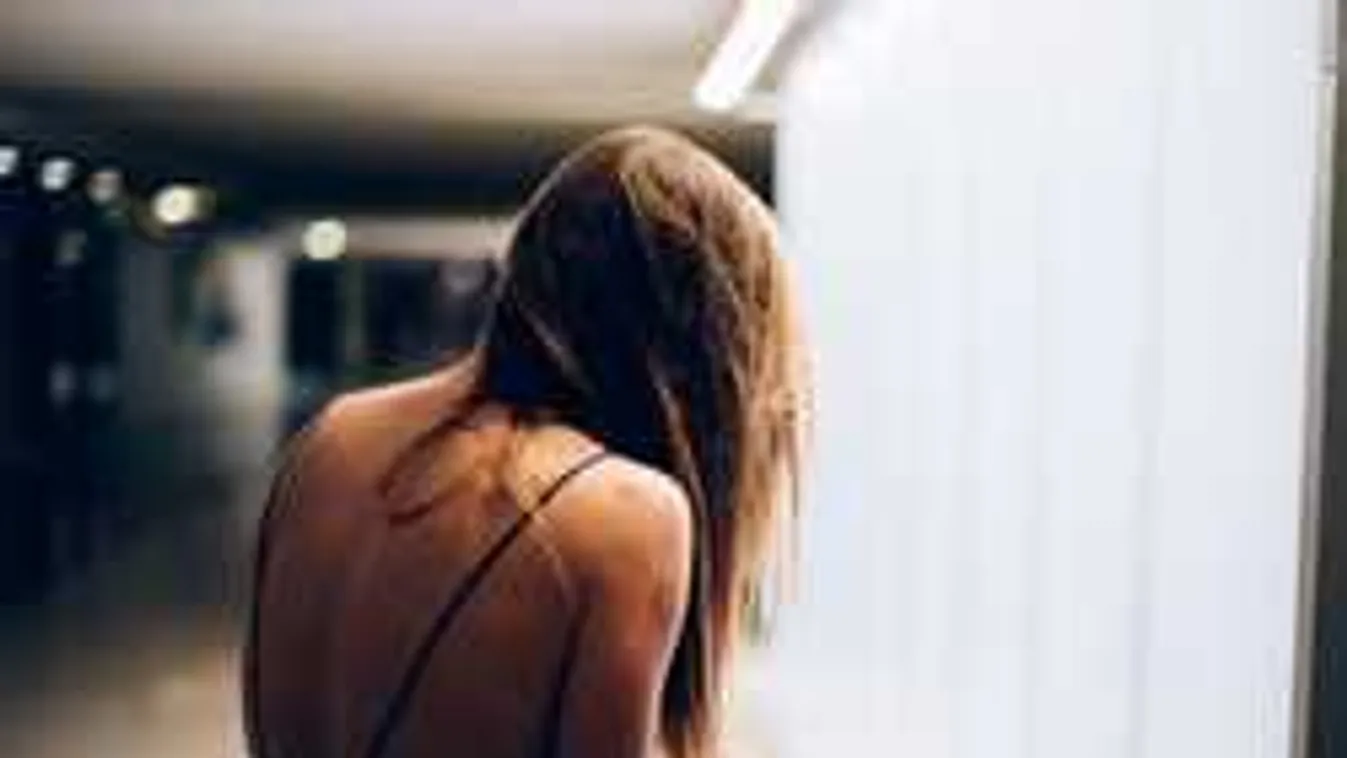 Bajban Németország, egyre több a beteg fiatal