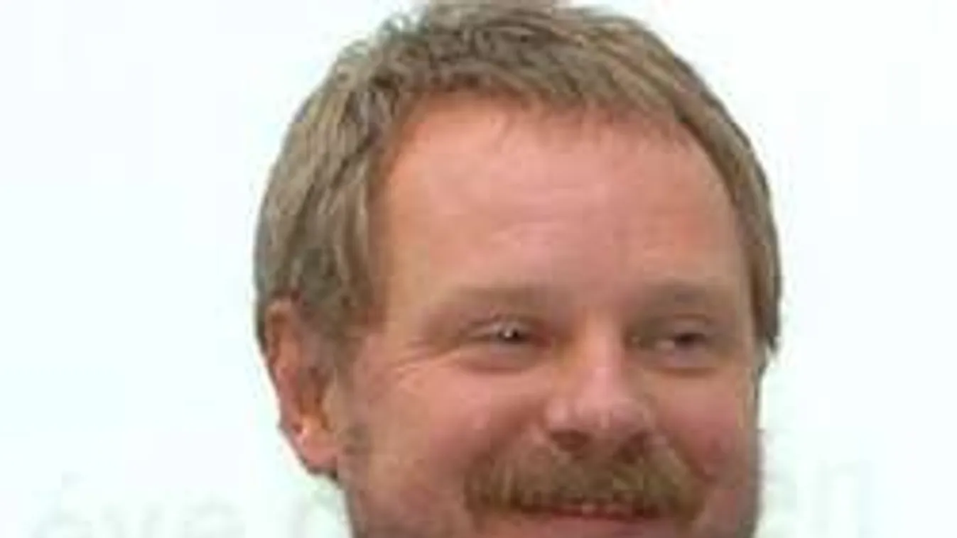 Spéder nem kézbesítési megbízott, totális offshore-meghatalmazott volt!