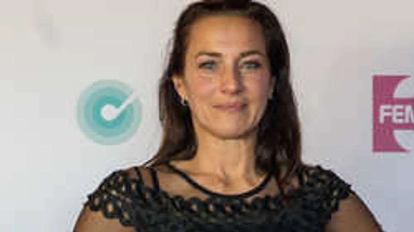 Elképesztően gyönyörű tinivé vált Fésűs Nelly lánya - Fotóval