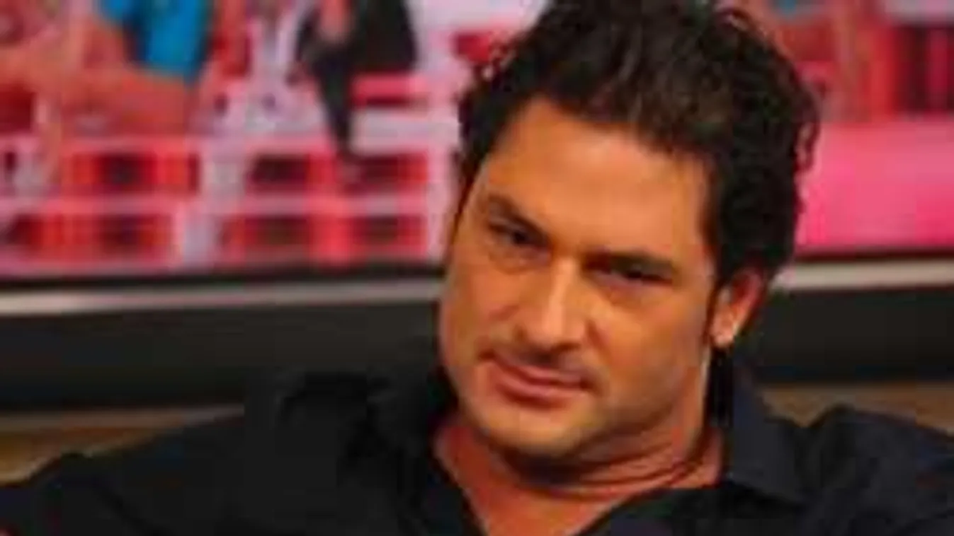 Arcátlan bicikliseket fenyegetett meg Árpa Attila!