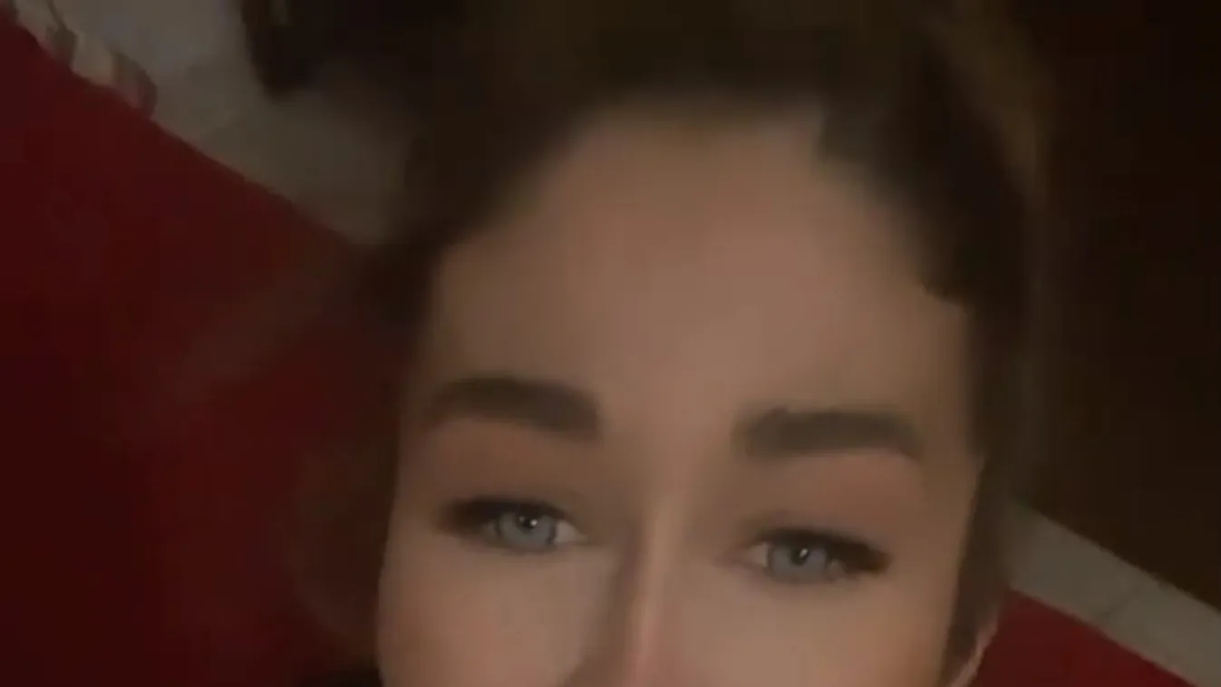 „Nem kell a kamu” – Besokallt és kifakadt a magyar énekesnő