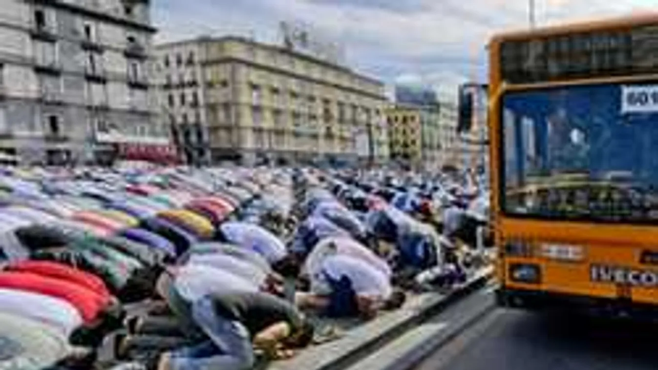 Így imádkoznak a muzulmánok Európa utcáin