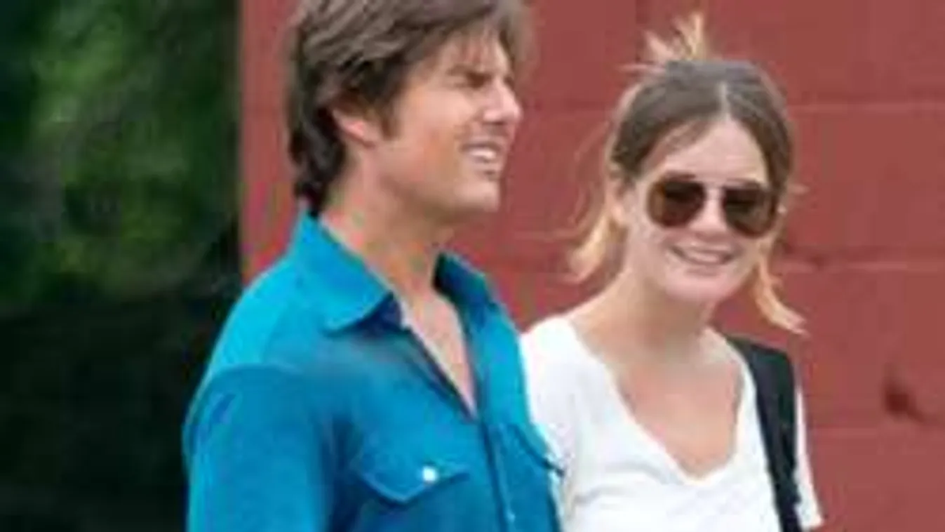 Szerelmi háromszögben él Tom Cruise